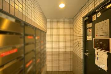 宅配ボックスと共用ポスト　