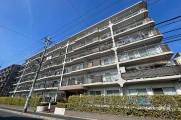 五反野第2スカイハイツの外観（南東側から）