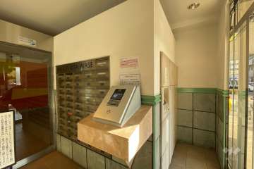 共用ポストと宅配ボックス