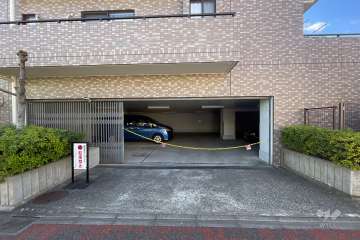 敷地内駐車場（屋内平面式）