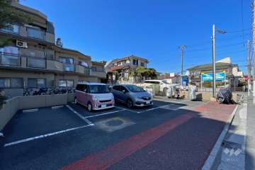 敷地内駐車場（屋外平面式）
