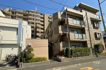 ダイアパレスグランヤード北綾瀬の外観（北西側から）　
