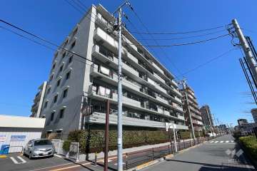 モアステージ北綾瀬の外観（南西側から）