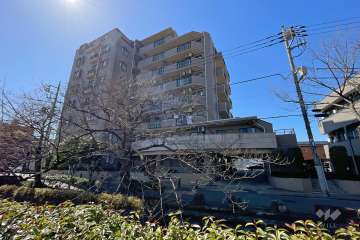 ライオンズガーデン北綾瀬の外観（北東側から）