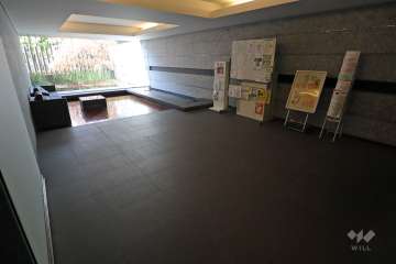 エントランスホール