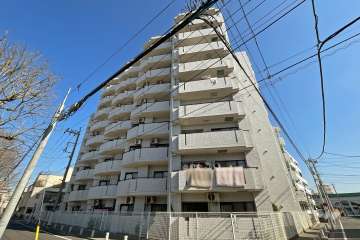 ヴェラハイツ西新井の外観（南西側から）