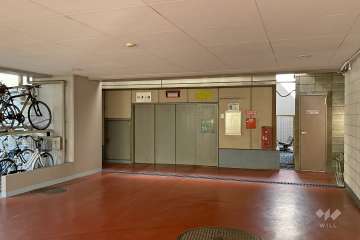 敷地内駐車場（屋内機械式）