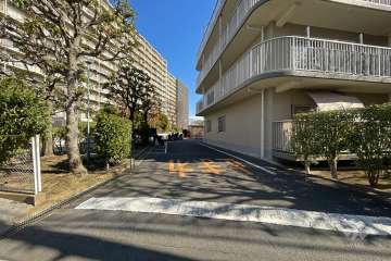 駐車場の出入り口
