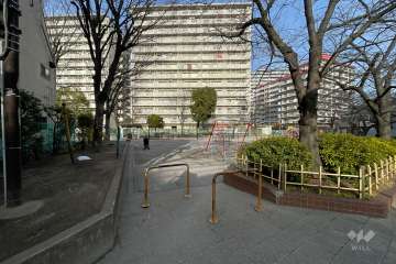 敷地東側に隣接した『梅田五丁目第二児童遊園』