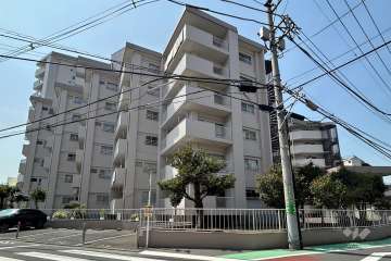 梅田マンションの外観（北東側から）