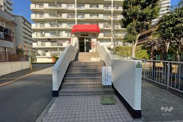 エントランスアプローチ