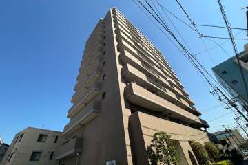 バームステージ梅島の外観（南西側から）