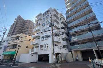 パシフィックパレス梅島の外観（北東側から）
