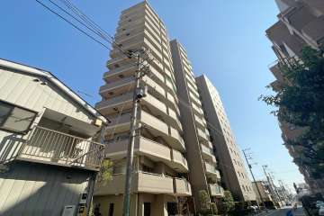 藤和シティホームズ梅島グランビスタの外観（北西側から）