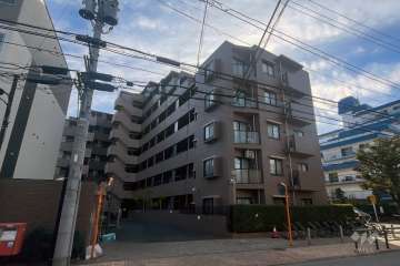 藤和シティホームズ西新井の外観（北西側から）