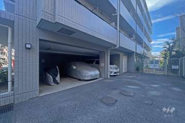 敷地内駐車場（屋外平面式）