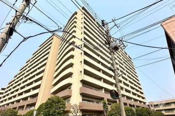 東京アクアージュの外観（南西側から）