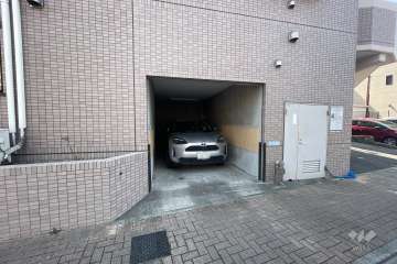 敷地内駐車場（屋内平面式）