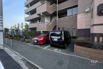 敷地内駐車場（屋外平面式）