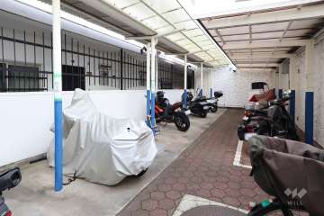 バイク置き場