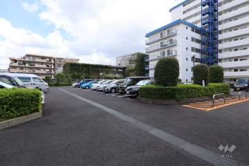 敷地内駐車場（屋外平面式）
