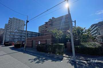 レクセルアベニュー西新井の外観（北西側から）