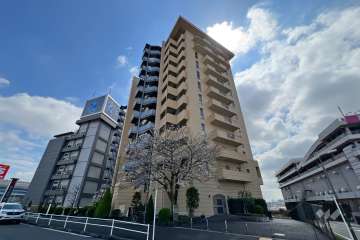 グランシティレイディアントタワーの外観（北側から）