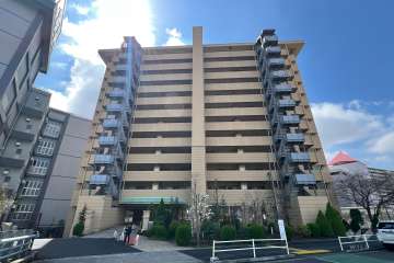 グランシティレイディアントタワーの外観（北東側から）