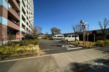 駐車場の出入り口・敷地内駐車場（屋外平面式）