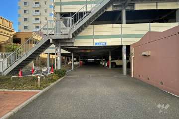 駐車場の出入り口・（自走式立体）