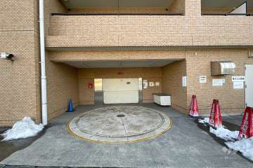 敷地内駐車場（屋内機械式）