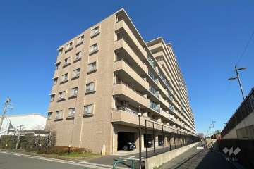 ライオンズマンション荒川遊園アクアステージの外観（南西側から）