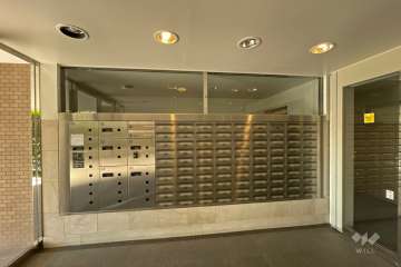 宅配ボックスと共用ポスト