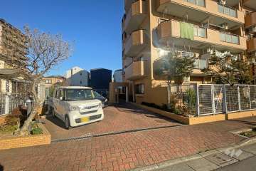 敷地内駐車場（屋外平面式）