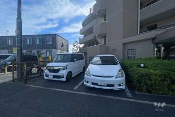 敷地内駐車場（屋外平面式）