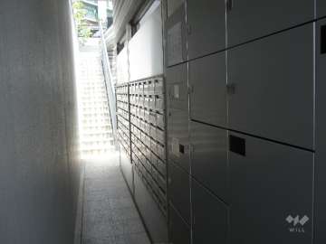 宅配ボックスとメールボックス