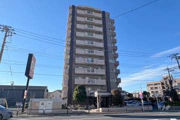 エンゼルハイム鹿浜第6の外観（南東側から）