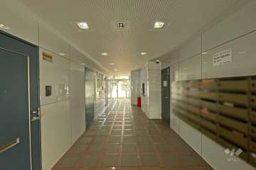 エントランス（共用ポスト）