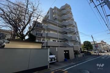 ワコーレ綾瀬３の外観（北東側から）