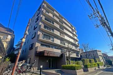 アルシェ西新井の外観（南西側から）