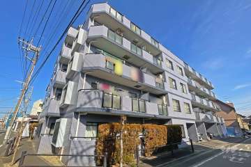 セザール西新井の外観（南西側から）