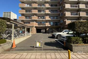 敷地内駐車場（屋外平面式）