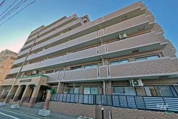 ライオンズガーデン西新井大師弐番館の外観（北東側から）