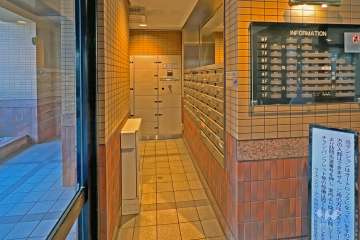 宅配ボックスと共用ポスト