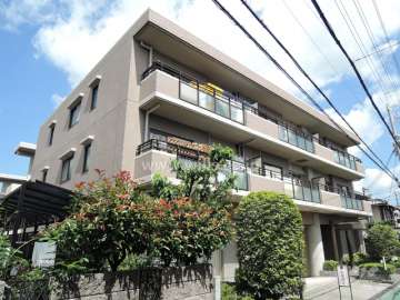 ステイツ池田フラッツの外観（南西側から）