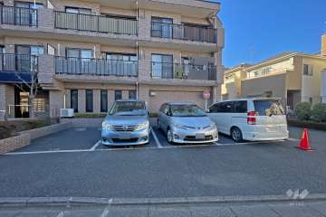 敷地内駐車場（屋外平面式）