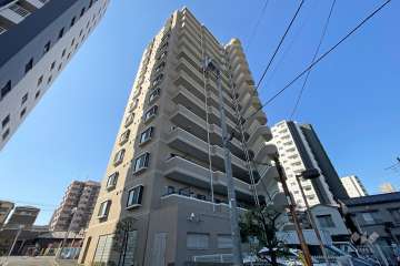 パルロイヤル北千住の外観（北東側から）　