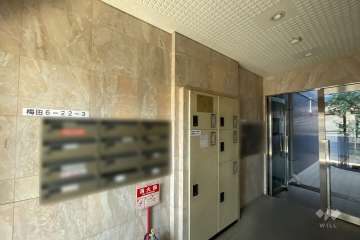 共用ポストと宅配ボックス