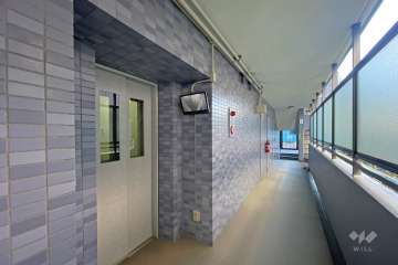 共用のエレベーター