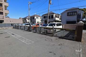 敷地内駐車場（屋外機械式）